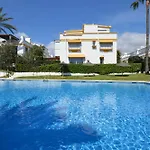 Casa Bambu - Incredible Beachside Townhouse By Finest * Μαρμπέλλα