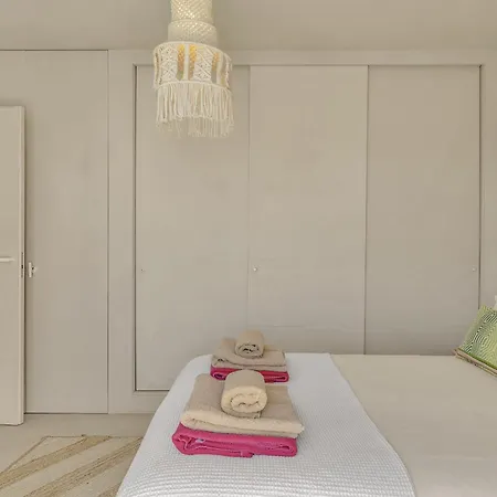 בית נופש Casa Bambu - Incredible Beachside Townhouse By Finest