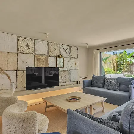 Casa Bambu - Incredible Beachside Townhouse By Finest בית נופש