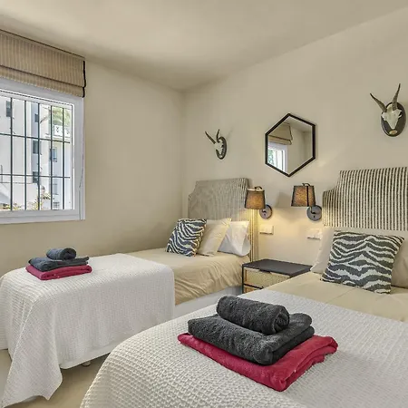 Casa Bambu - Incredible Beachside Townhouse By Finest * מארבלה