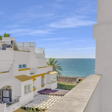 בית נופש Casa Bambu - Incredible Beachside Townhouse By Finest מארבלה
