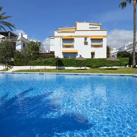 Casa Bambu - Incredible Beachside Townhouse By Finest * מארבלה