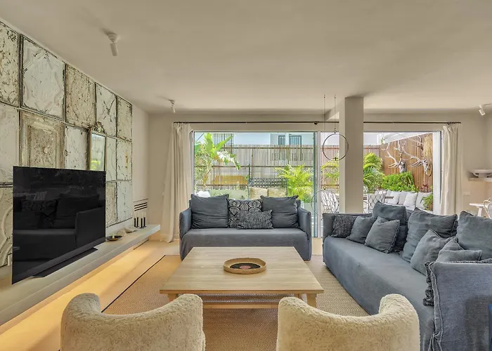 Casa Bambu - Incredible Beachside Townhouse By Finest Holiday home